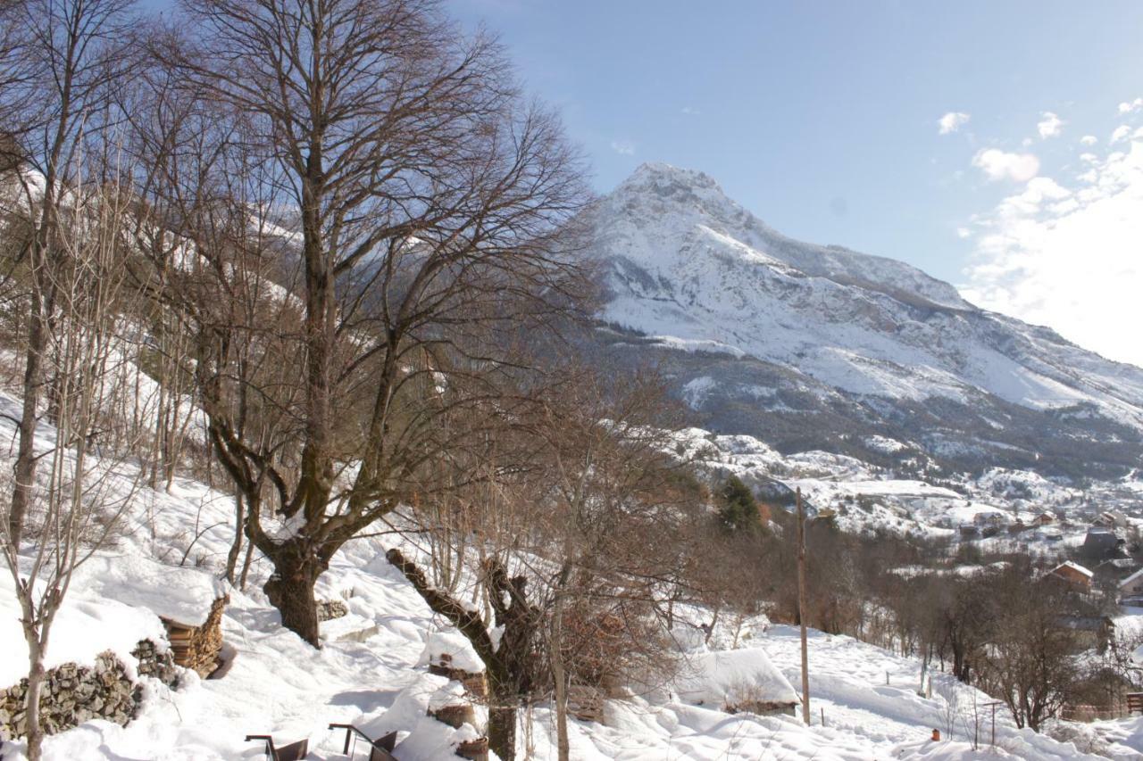 L'Eyssart Appartement Les Vigneaux Buitenkant foto
